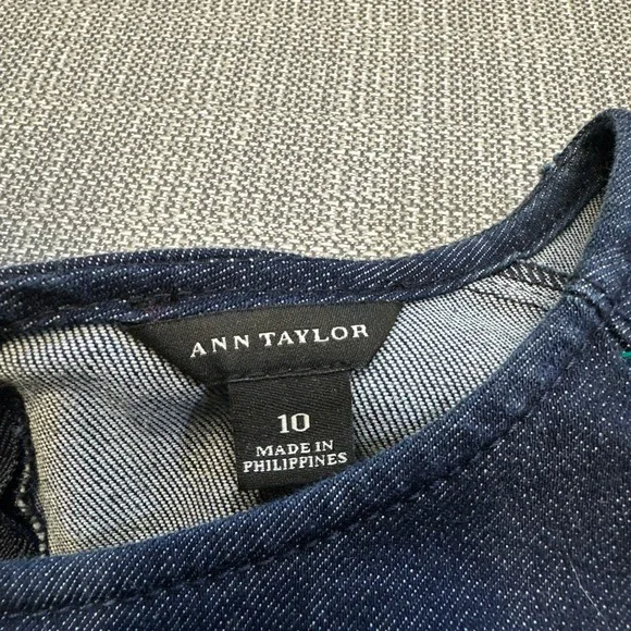 Denim A Line Sleeveless Dress size 10 Midi‎ Blue Minimalist Classic Western - Picture 2 of 7